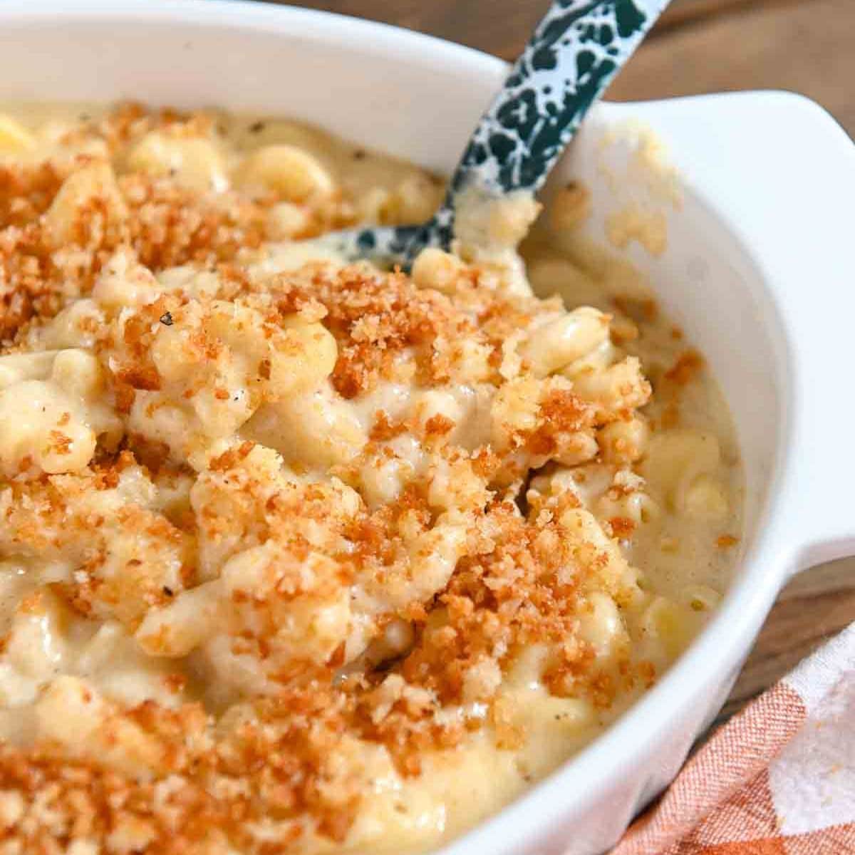 Stovetop Gouda Mac and Cheese - Cozy Peach Kitchen